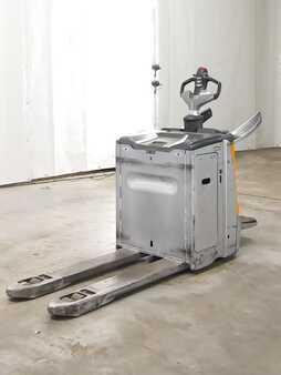 Stacker pedestre 2020  Still EXH-SF25 (1)