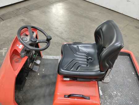 Tractor de arrastre 2016  [div] T800 (3)