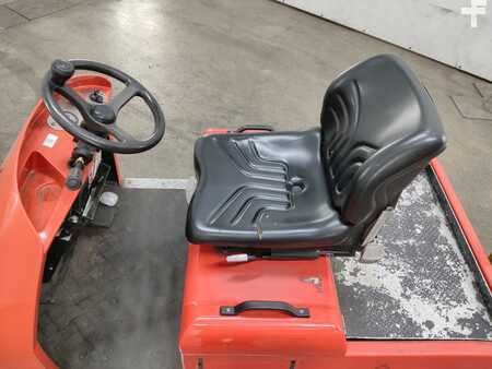 Tractor de arrastre 2016  [div] T800 (3)