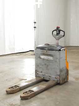 Niederhubwagen 2020  Still EXU18 (1)