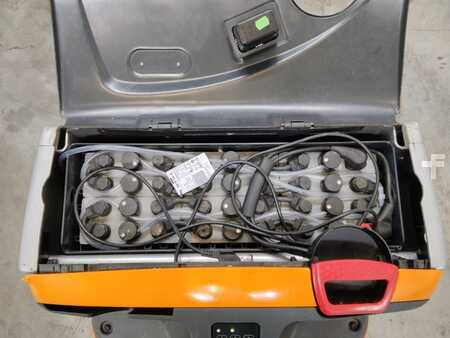 Niederhubwagen 2020  Still EXU18 (4)