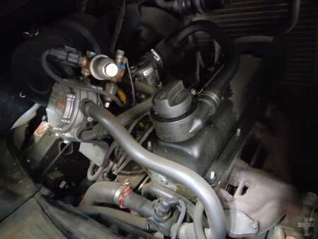 Empilhador a gás 2017  Still RX70-25T (4)