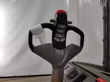 Apilador eléctrico 2019  Still EXV20I/950MM (3)