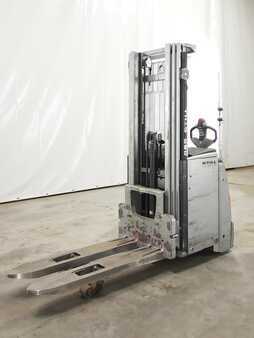Stacker pedestre 2016  Still EXV20I (1)