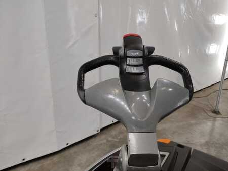 Stacker pedestre 2017  Still EXV-SF16 (3)
