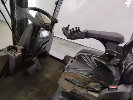 LPG VZV 2019  Still RX70-45T (3)