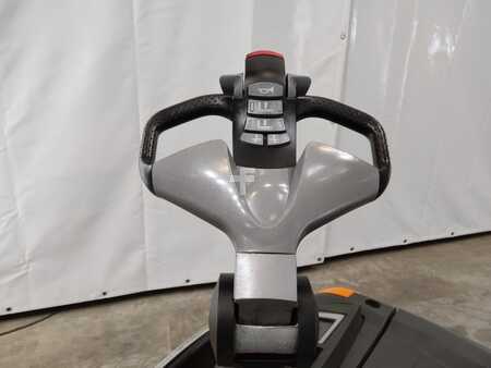 Stacker pedestre 2017  Still EXV-SF20I (3)