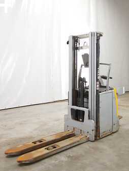 Stacker pedestre 2018  Still EXV-SF20/590MM (1)