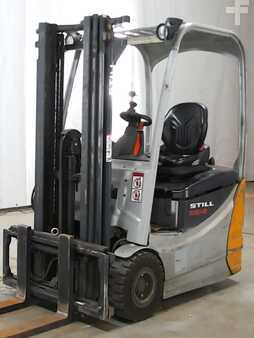 Chariots électriques à 3 roues 2015  Still RX50-13 (1)