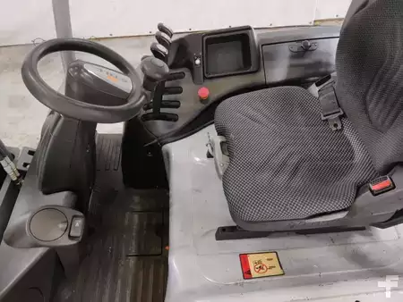Eléctrico - 4 rodas 2015  Still RX60-50/600 (3)