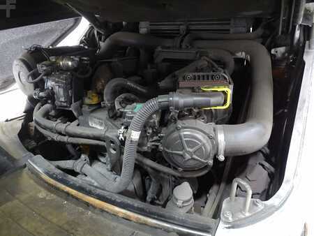 Treibgasstapler 2021  Still RX70-30T (4)