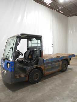 Schlepper 2011  Still R08-20 (1)