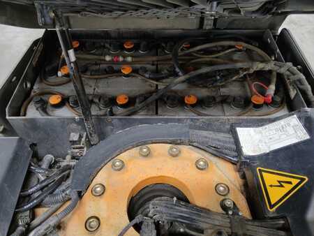 Chariots électriques à 3 roues 2017  Still RX50-13 (4)