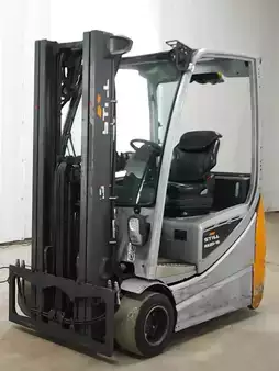 Elektrisk- 3 hjul 2019  Still RX20-18 (1)