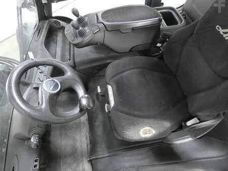 Elektro čtyřkolový VZV 2020  Linde E60-01 (3)