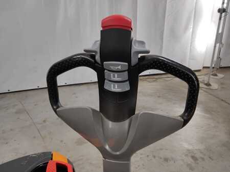 Transpalettes éléctriques 2019  Still EXU16 (3)