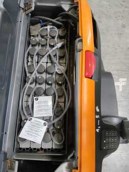 Stacker pedestre 2017  Still EXV14C (4)