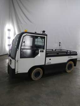 Chariots tracteurs 2018  Linde P250 (1)