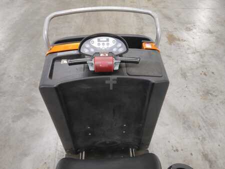 Tahač 2014  Still CX-T (3)