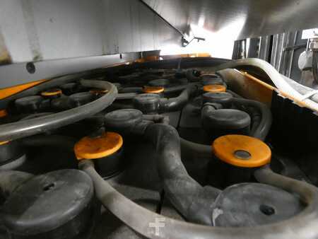 Retraky 2019  Still FM-X17 (4)