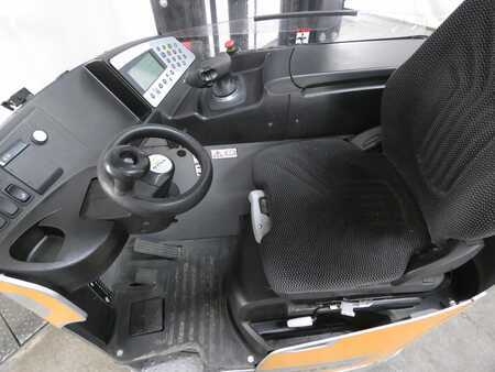 Retraky 2019  Still FM-X17 (3)