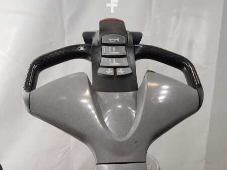 Apilador eléctrico 2020  Still EXV-SF16I (3)