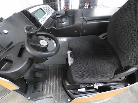 Retraky 2019  Still FM-X17 (3)