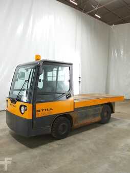 Schlepper 2015  Still R08-20 (1)