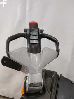 Nízkozdvižný vozík 2010  Still EXU-SF20 (3)