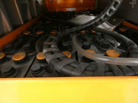 Függőleges komissiózó 2019  Still MX-X (4)