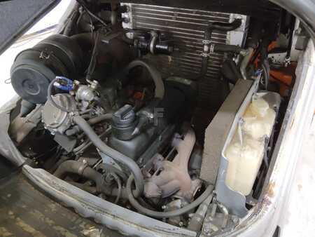 Gas gaffeltruck 2020  Still RX70-25T (4)