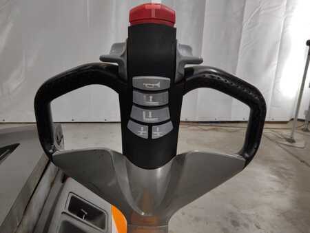 Ruční vysokozdvižný vozík 2021  Still EXV20D (3)