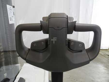 Pallestabler 2025  Mitsubishi SBP12N3 (3)