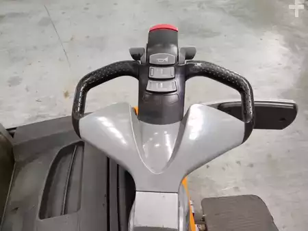 Apilador eléctrico 2020  Still EXV-SF14 (3)