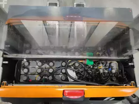 Magasemelésű béka 2015  Still EXV10/950MM (4)