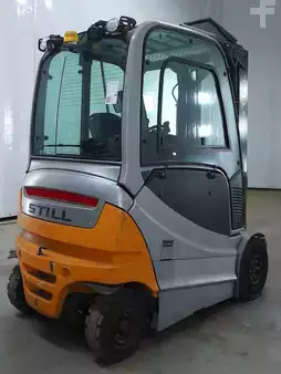 Elektromos 4 kerekű 2015  Still RX60-25 (2)