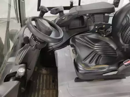 Elektromos 4 kerekű 2015  Still RX60-25 (3)