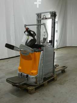 Stacker pedestre 2021  Still EXD-SF20 (2)