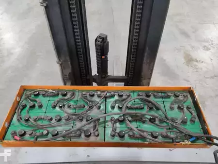 Schubmaststapler 2019  Still FM-X25 (4)