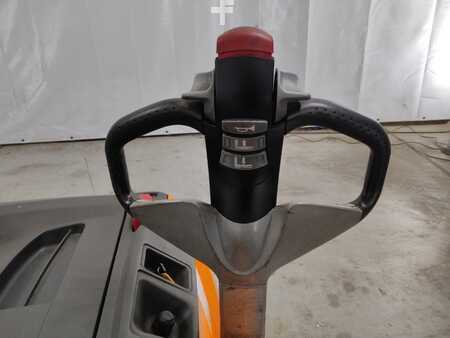 Hochhubwagen 2016  Still EXV20 (3)