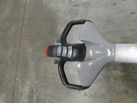 Lavtløftende truck 2021  Still EXU20 (3)