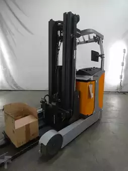 Reach Truck 2021  Still FM-X25/BRONZE (1)