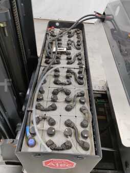 Carretilla retráctil 2012  Still FM-X14 (4)