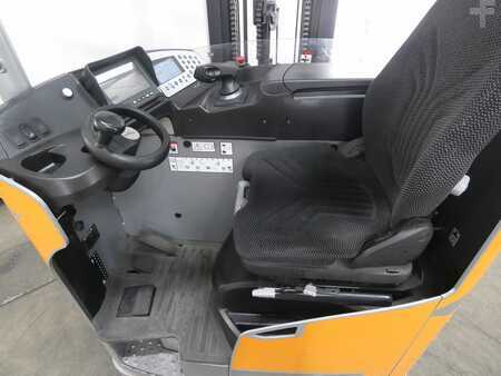 Schubmaststapler 2019  Still FM-X12 (3)