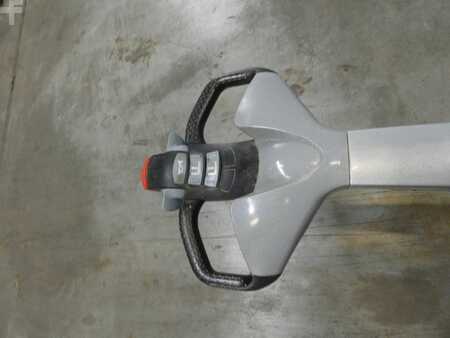 Hochhubwagen 2017  Still EXV12 (3)