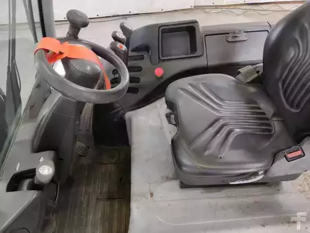 Chariots électriques à 4 roues 2018  Still RX60-35 (3)