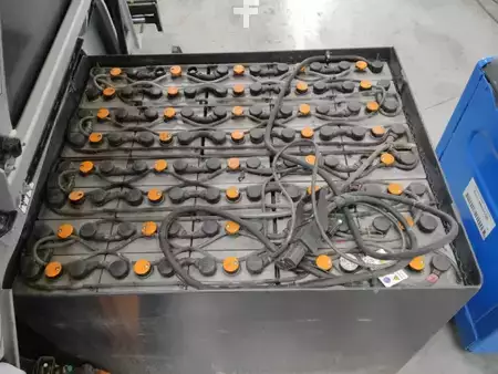 Chariots électriques à 4 roues 2018  Still RX60-35 (4)