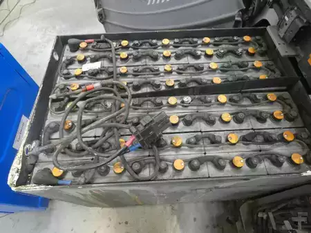 Elektromos 4 kerekű 2021  Still RX60-25 (4)