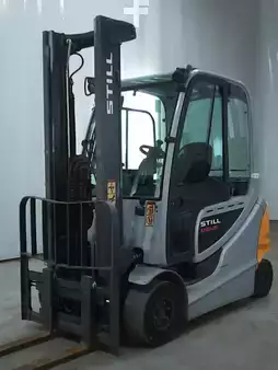 Elektromos 4 kerekű 2019  Still RX60-25L (1)