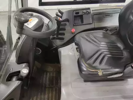 Elektromos 4 kerekű 2019  Still RX60-25L (3)